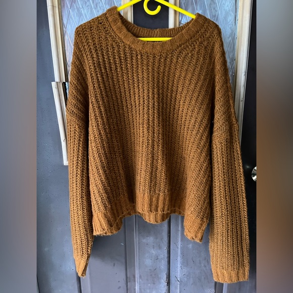 American Eagle Outfitters Sweaters - Like new American Eagle sweater